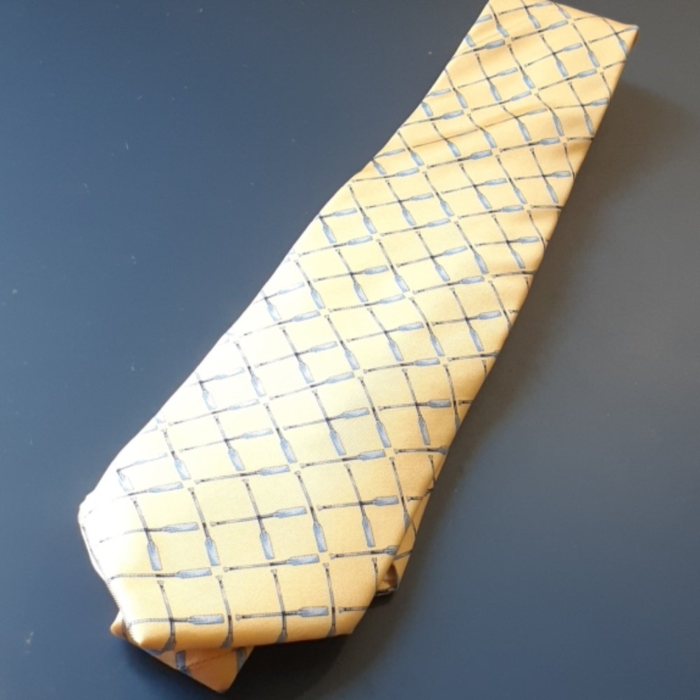 Men's tie